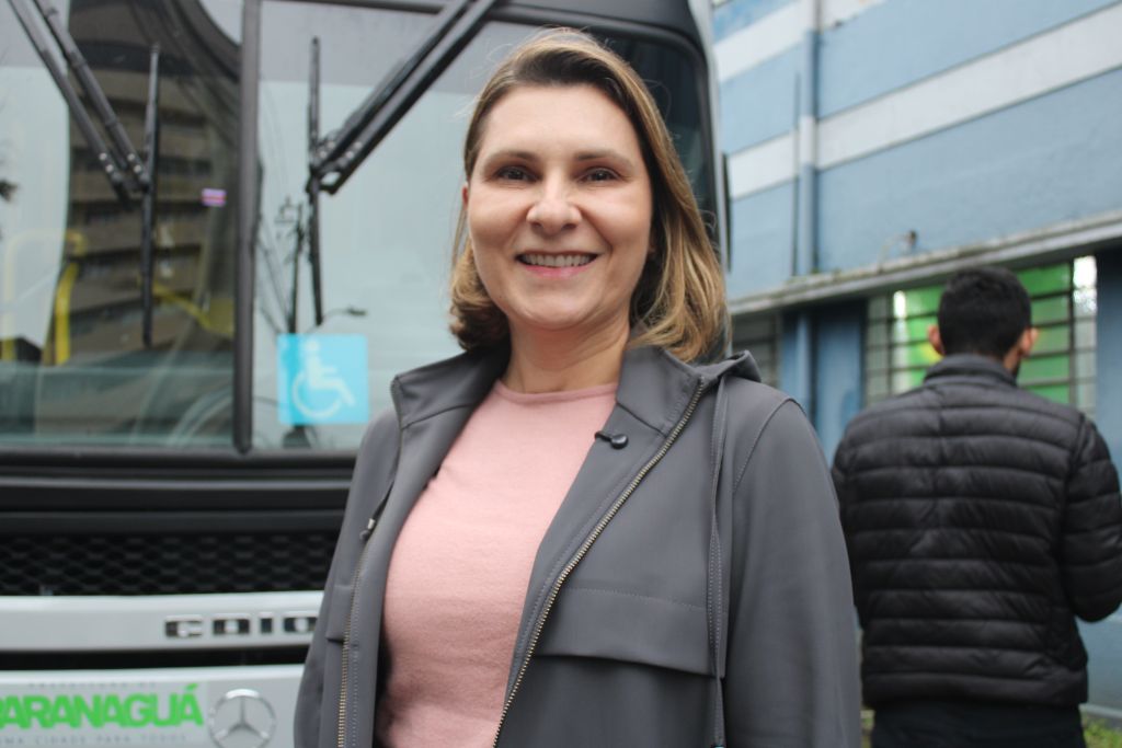 “É qualidade para quem trabalha e para quem também usa o meio de transporte”, ressaltou a vice-prefeita Fabiana Parro (Foto: Folha do Litoral News)