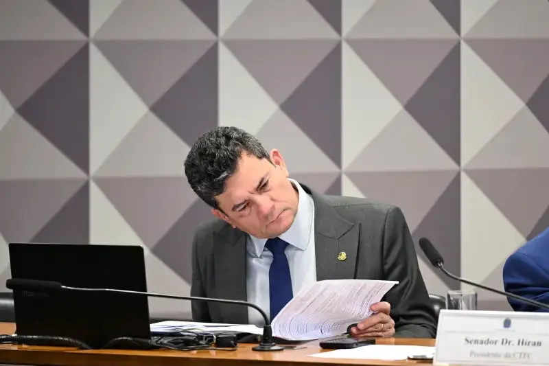Justiça manda Moro retirar postagens por esconder que pesquisa do dia foi contratada por seu partido 1 IMG 20260817 WA0081