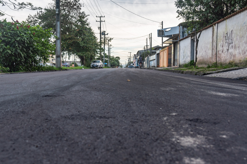 Obras de asfalto a quente avançam na Tufi Maron em Paranaguá 1 Asfalto a quente Paranaguá: obras na Tufi Maron