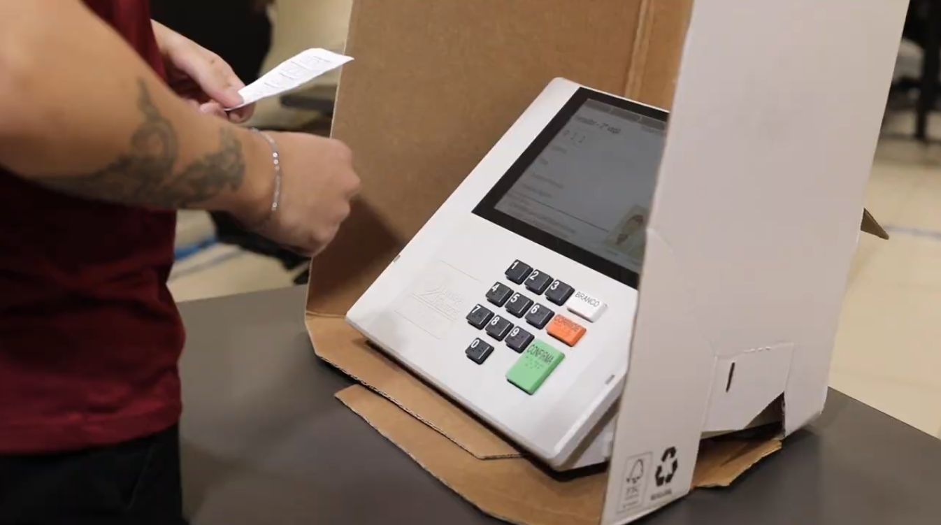 O conteúdo deve ser entregue em envelope lacrado e devidamente identificado (Foto: Ilustrativa/TRE-PR)