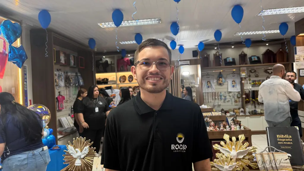 Loja do Rocio comemora seis anos de história e fortalece a devoção à Padroeira do Paraná 2 FOTO 02 2026 10 16T171748.605