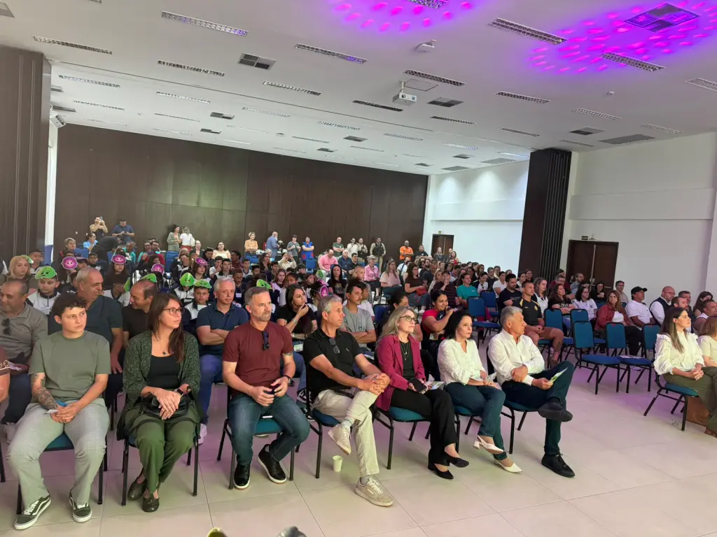 Prefeito Eduardo Dalmora lança campanha “Restinga Viva!” em Matinhos 9 WhatsApp Image 2026 10 08 at 14.13.20 2