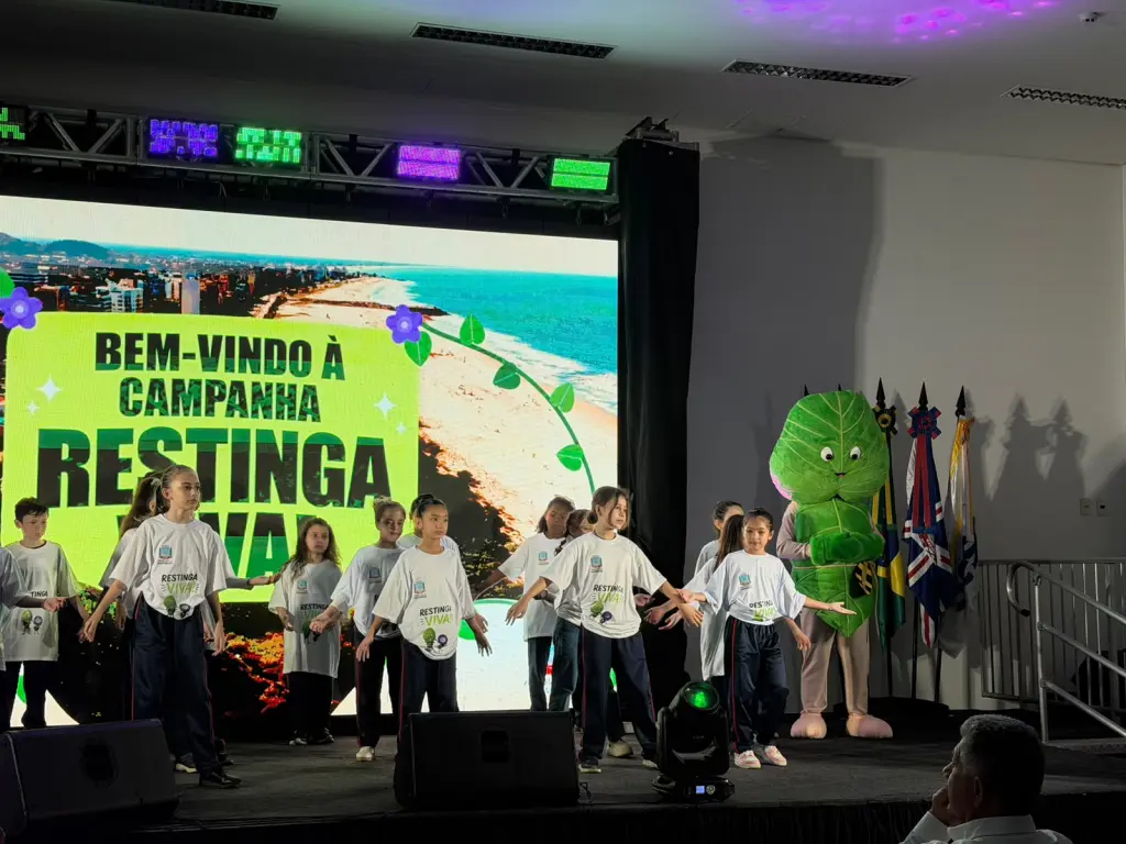 Prefeito Eduardo Dalmora lança campanha “Restinga Viva!” em Matinhos 7 WhatsApp Image 2026 10 08 at 14.13.40